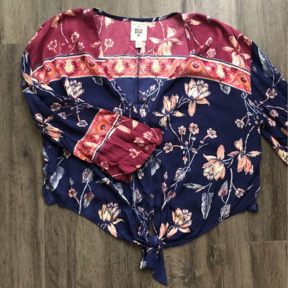 Billabong long sleeve beach crop